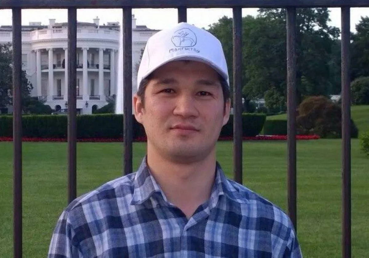 Фото с личной страницы facebook Данияра Айсы