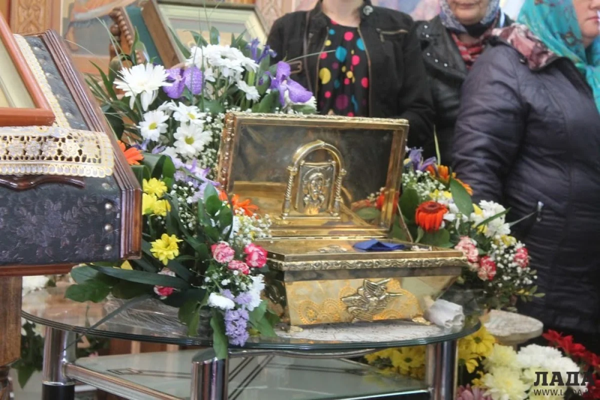 Мощи Матроны Московской. Фото автора