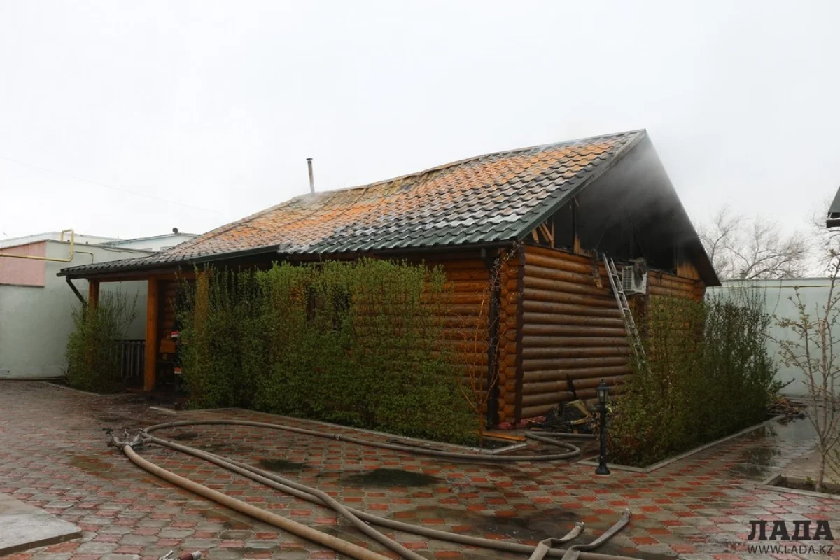 На месте происшествия. Фото Рашида Исмагилова