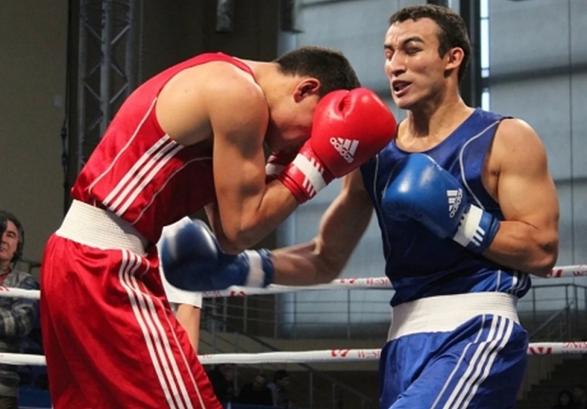 Ерик Альжанов (в синей форме). Фото предоставлено пресс-службой федерации бокса Мангистауской области||news_pic_more|<!--TBegin--><a href="https://www.lada.kz/uploads/posts/2017-04/1491889355_01.jpg" onclick="return hs.expand(this)" ><img align="left" src="https://www.lada.kz/uploads/posts/2017-04/thumbs/1491889355_01.jpg" alt='Ерик Альжанов из Актау выиграл бронзовую медаль на международном турнире по боксу в Таиланде' title='Ерик Альжанов из Актау выиграл бронзовую медаль на международном турнире по боксу в Таиланде'  /></a><!--TEnd--><br /><!--TBegin--><a href="https://www.lada.kz/uploads/posts/2017-04/1491889323_02.jpg" onclick="return hs.expand(this)" ><img align="left" src="https://www.lada.kz/uploads/posts/2017-04/thumbs/1491889323_02.jpg" alt='Ерик Альжанов из Актау выиграл бронзовую медаль на международном турнире по боксу в Таиланде' title='Ерик Альжанов из Актау выиграл бронзовую медаль на международном турнире по боксу в Таиланде'  /></a><!--TEnd--><br /><!--TBegin--><a href="https://www.lada.kz/uploads/posts/2017-04/1491889339_03.jpg" onclick="return hs.expand(this)" ><img align="left" src="https://www.lada.kz/uploads/posts/2017-04/thumbs/1491889339_03.jpg" alt='Ерик Альжанов из Актау выиграл бронзовую медаль на международном турнире по боксу в Таиланде' title='Ерик Альжанов из Актау выиграл бронзовую медаль на международном турнире по боксу в Таиланде'  /></a><!--TEnd-->