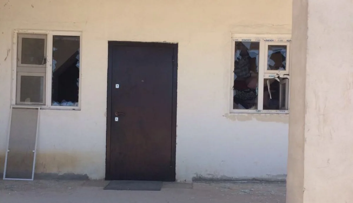 Фото предоставлено родственницей потерпевших||news_pic_more|<div align="center"><!--TBegin--><a href="https://www.lada.kz/uploads/posts/2017-05/1494509769_4c657dce-3165-4de7-972f-2af60756b576.jpg" onclick="return hs.expand(this)" ><img src="https://www.lada.kz/uploads/posts/2017-05/thumbs/1494509769_4c657dce-3165-4de7-972f-2af60756b576.jpg" alt='В селе Жетыбай обстреляли жилой дом' title='В селе Жетыбай обстреляли жилой дом'  /></a><!--TEnd--></div><br /><div align="center"><!--TBegin--><a href="https://www.lada.kz/uploads/posts/2017-05/1494509767_069432d5-c695-450d-bbe7-b6fa0eb7318a.jpg" onclick="return hs.expand(this)" ><img src="https://www.lada.kz/uploads/posts/2017-05/thumbs/1494509767_069432d5-c695-450d-bbe7-b6fa0eb7318a.jpg" alt='В селе Жетыбай обстреляли жилой дом' title='В селе Жетыбай обстреляли жилой дом'  /></a><!--TEnd--></div><br /><div align="center"><!--TBegin--><a href="https://www.lada.kz/uploads/posts/2017-05/1494509794_f124ea6e-7bd3-4677-b1dd-beb122e51840.jpg" onclick="return hs.expand(this)" ><img src="https://www.lada.kz/uploads/posts/2017-05/thumbs/1494509794_f124ea6e-7bd3-4677-b1dd-beb122e51840.jpg" alt='В селе Жетыбай обстреляли жилой дом' title='В селе Жетыбай обстреляли жилой дом'  /></a><!--TEnd--></div>