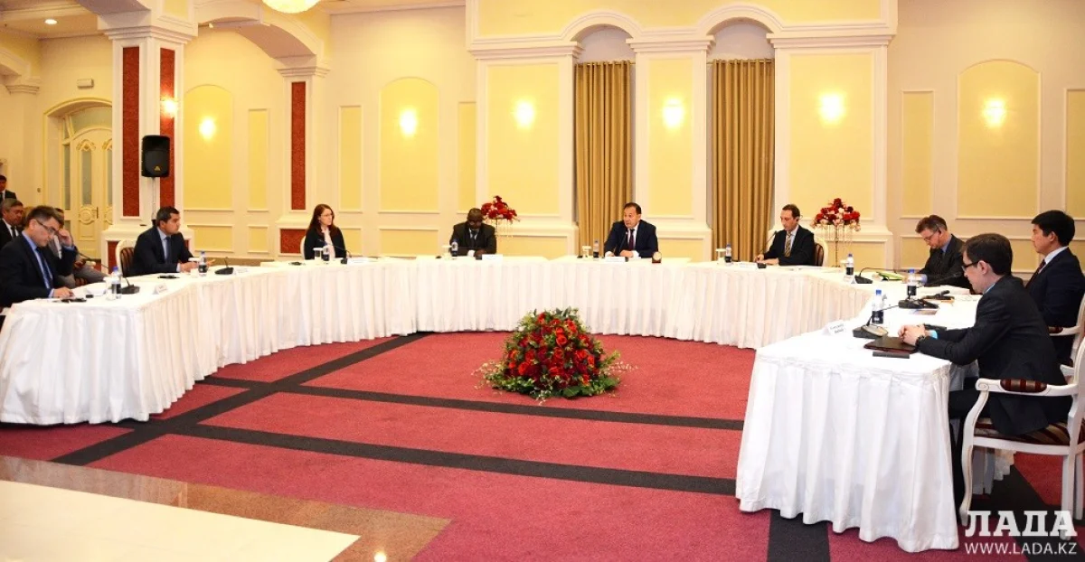 Круглый стол на тему: «Возможности для международных финансовых институтов в развитии Мангистауской области»