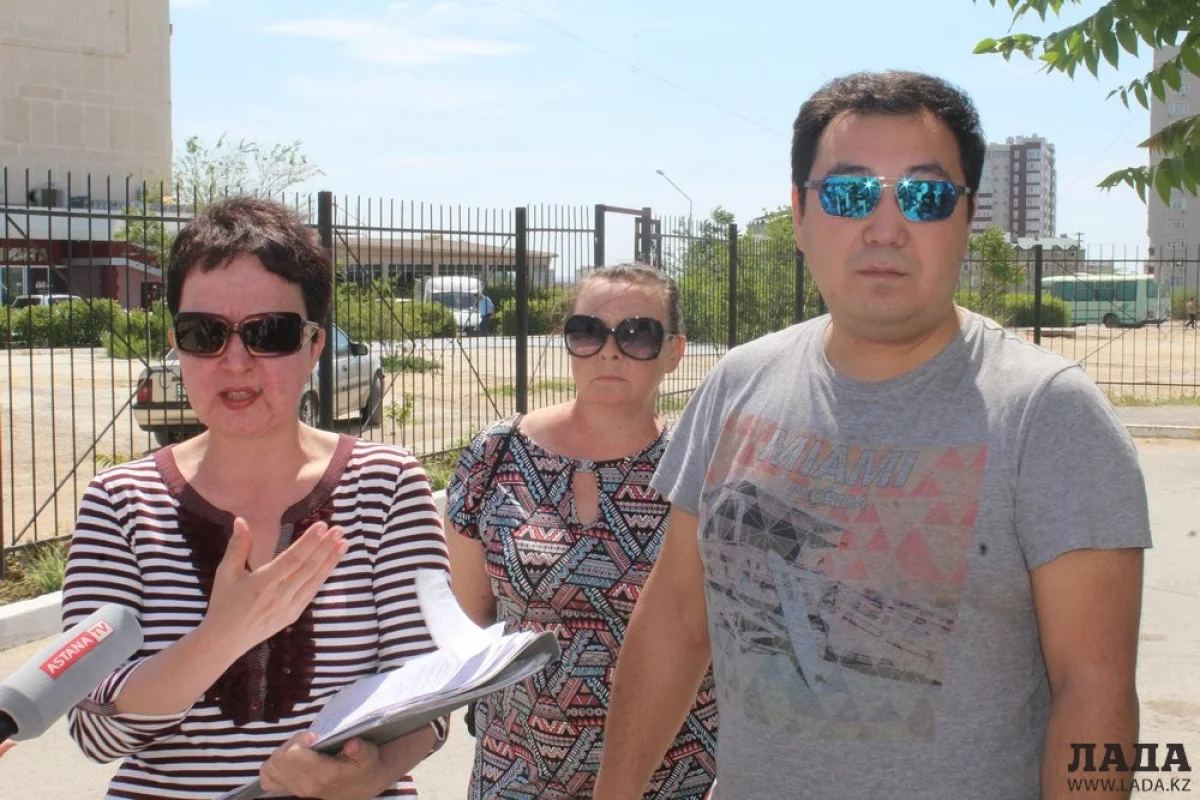 Жители дома № 58. Фото Тимура Ниталиева