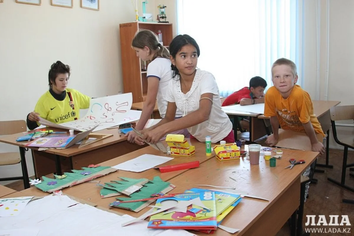 Занятия в кружках. Фото из архива Lada.kz