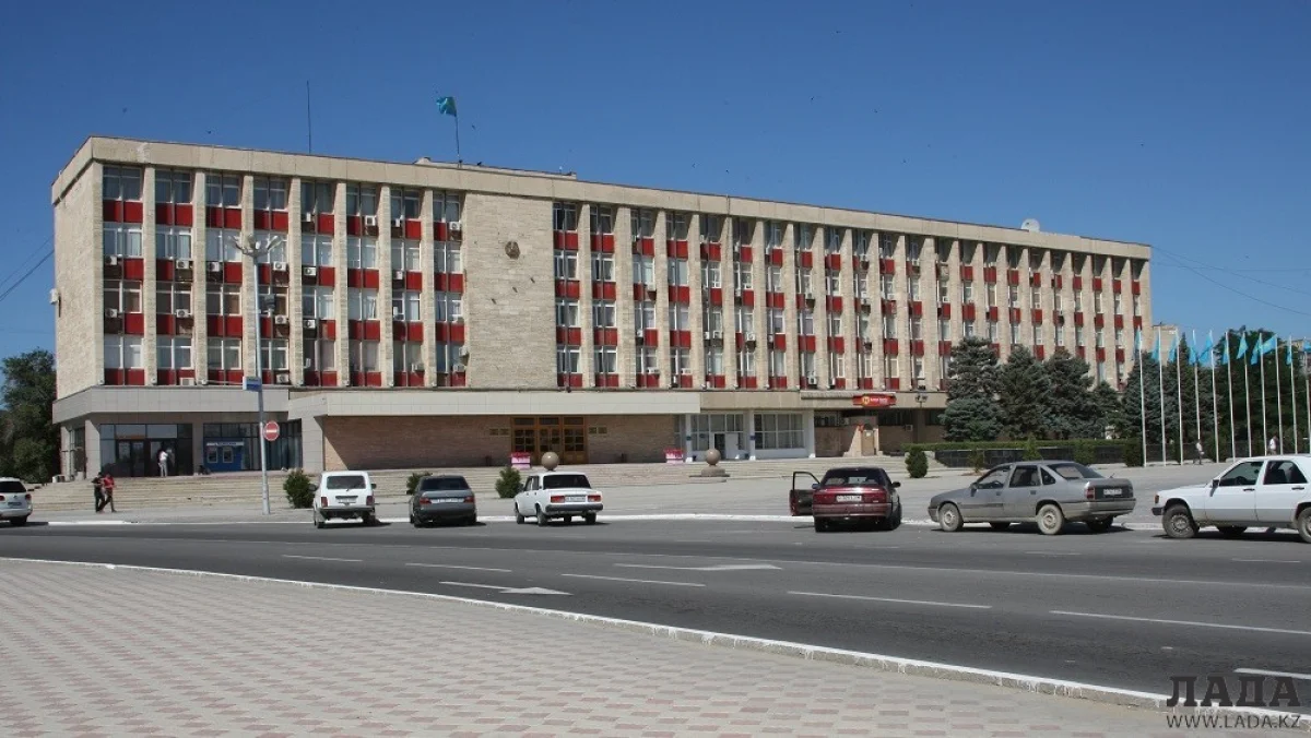 Здание акимата Актау. Фото из архива Lada.kz
