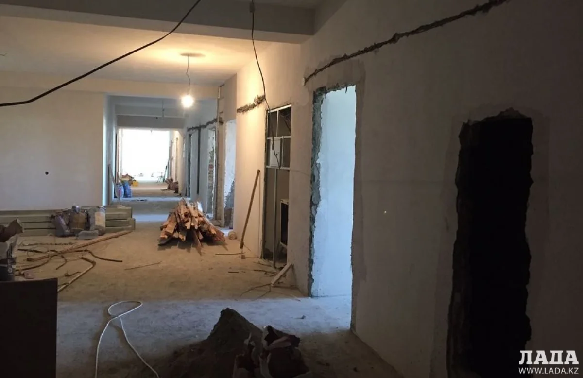 Работы по капитальному ремонту. Фото автора