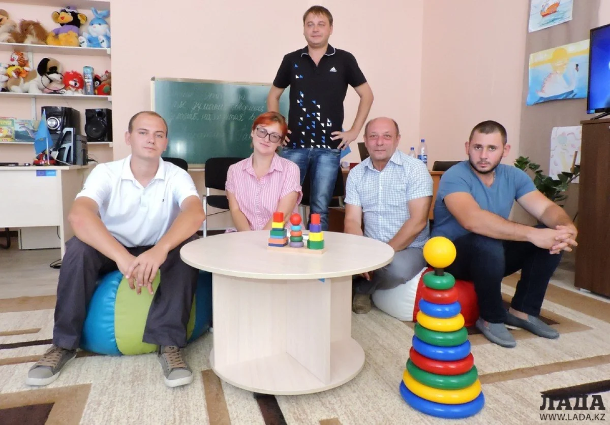 Сотрудники центра реабилитации. Фото автора