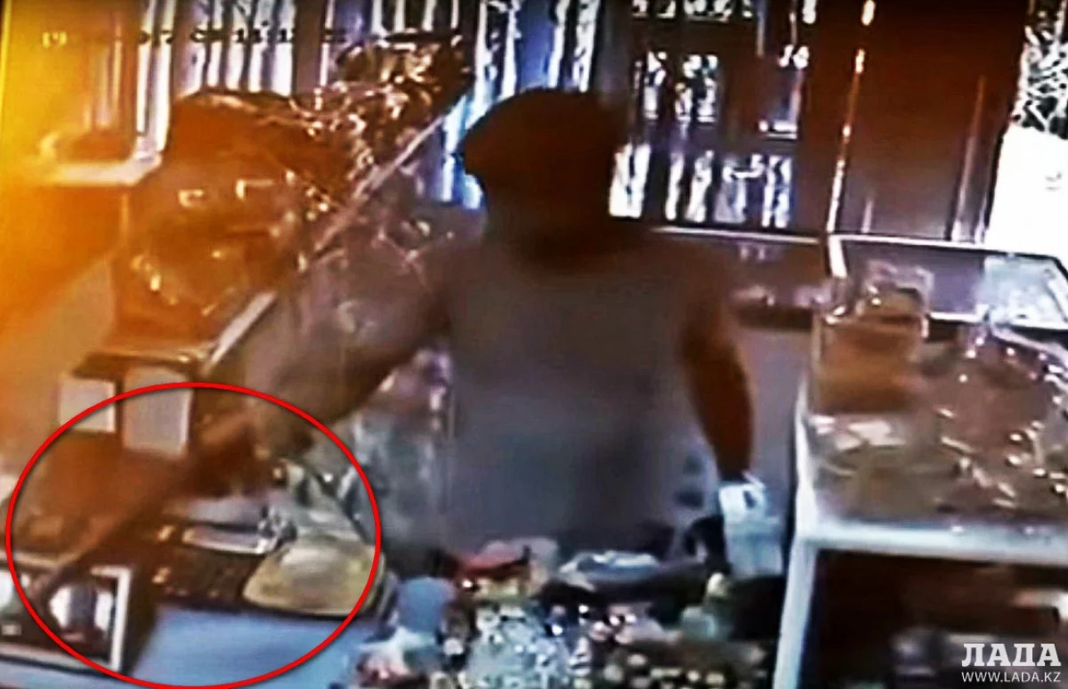 Скриншот видео