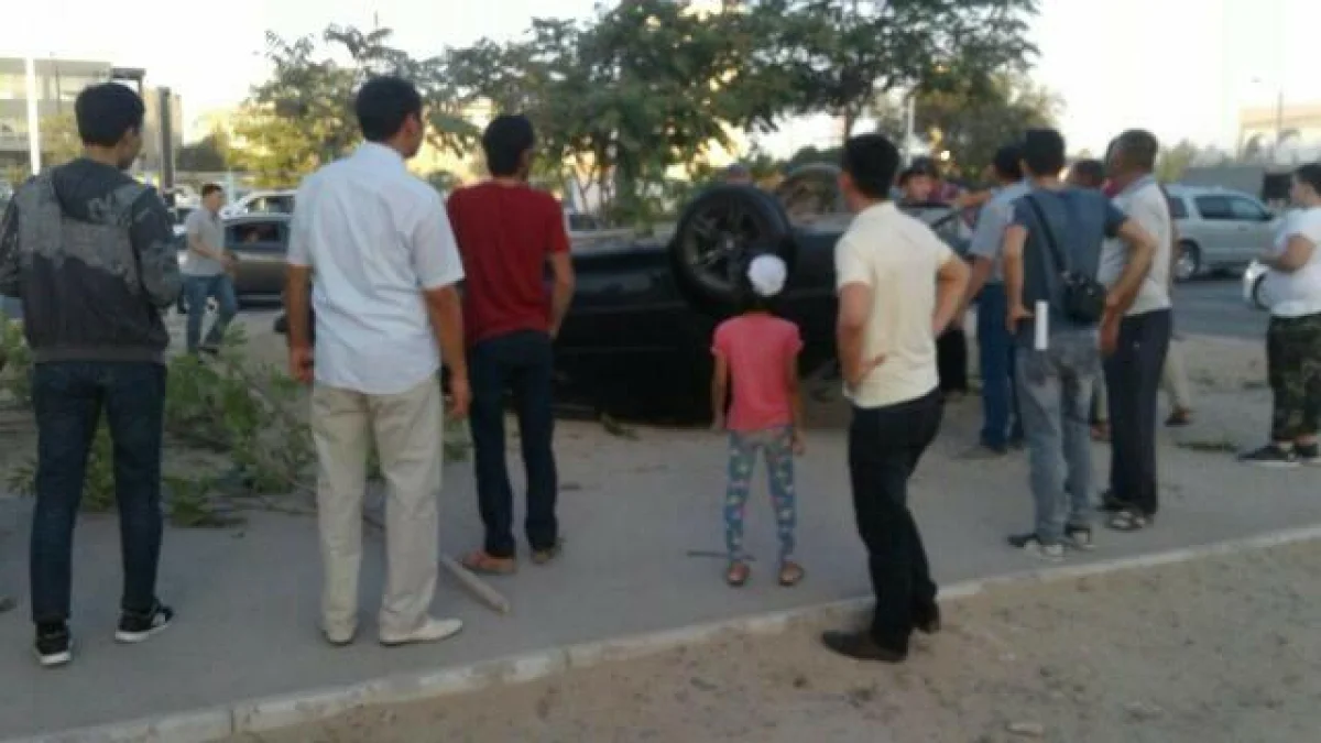 Место происшествия. Фото очевидцев||news_pic_more|<!--TBegin--><a href="https://www.lada.kz/uploads/posts/2017-09/1506149983_img-20170923-wa0022.jpg" onclick="return hs.expand(this)" ><img align="left" src="https://www.lada.kz/uploads/posts/2017-09/thumbs/1506149983_img-20170923-wa0022.jpg" alt='В 12 микрорайоне Актау перевернулся автомобиль' title='В 12 микрорайоне Актау перевернулся автомобиль'  /></a><!--TEnd--><br /><!--TBegin--><a href="https://www.lada.kz/uploads/posts/2017-09/1506149974_img-20170923-wa0020.jpg" onclick="return hs.expand(this)" ><img align="left" src="https://www.lada.kz/uploads/posts/2017-09/thumbs/1506149974_img-20170923-wa0020.jpg" alt='В 12 микрорайоне Актау перевернулся автомобиль' title='В 12 микрорайоне Актау перевернулся автомобиль'  /></a><!--TEnd--><br /><!--TBegin--><a href="https://www.lada.kz/uploads/posts/2017-09/1506150430_img-20170923-wa0004.jpg" onclick="return hs.expand(this)" ><img align="left" src="https://www.lada.kz/uploads/posts/2017-09/thumbs/1506150430_img-20170923-wa0004.jpg" alt='В 12 микрорайоне Актау перевернулся автомобиль' title='В 12 микрорайоне Актау перевернулся автомобиль'  /></a><!--TEnd--><br /><!--TBegin--><a href="https://www.lada.kz/uploads/posts/2017-09/1506163965_img_20170922_222453_427.jpg" onclick="return hs.expand(this)" ><img align="left" src="https://www.lada.kz/uploads/posts/2017-09/thumbs/1506163965_img_20170922_222453_427.jpg" alt='В 12 микрорайоне Актау перевернулся автомобиль' title='В 12 микрорайоне Актау перевернулся автомобиль'  /></a><!--TEnd--><br /><!--TBegin--><a href="https://www.lada.kz/uploads/posts/2017-09/1506163908_img_20170922_222450_638.jpg" onclick="return hs.expand(this)" ><img align="left" src="https://www.lada.kz/uploads/posts/2017-09/thumbs/1506163908_img_20170922_222450_638.jpg" alt='В 12 микрорайоне Актау перевернулся автомобиль' title='В 12 микрорайоне Актау перевернулся автомобиль'  /></a><!--TEnd--><br />