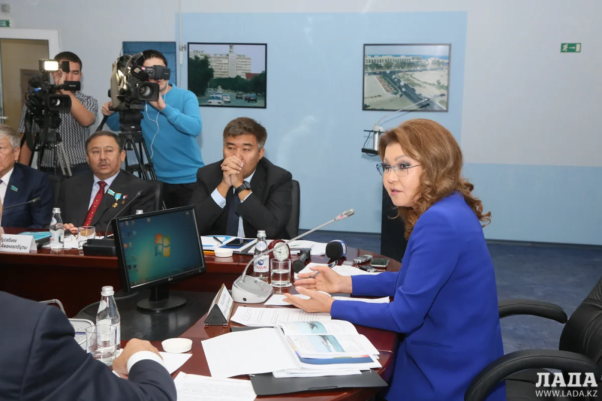Дарига Назарбаева в Актау