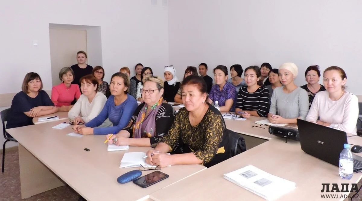 Обучение врачей. Фото автора