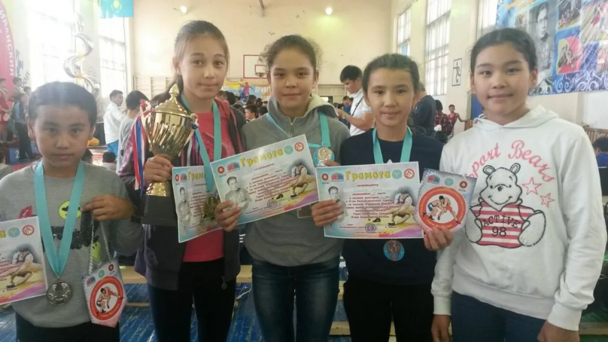 Спортсменки из Актау. Фото предоставил Александр Мухалев