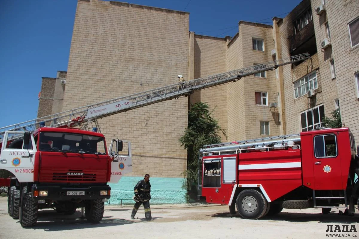 Фото из архива Lada.kz||news_pic_more|<!--TBegin--><a href="https://www.lada.kz/uploads/posts/2017-11/1510549902_ga0oqu7hdaq.jpg" onclick="return hs.expand(this)" ><img align="left" src="https://www.lada.kz/uploads/posts/2017-11/thumbs/1510549902_ga0oqu7hdaq.jpg" alt='Ущерб от пожаров в жилом секторе Актау с начала года оценили более чем в 141 миллион тенге' title='Ущерб от пожаров в жилом секторе Актау с начала года оценили более чем в 141 миллион тенге'  /></a><!--TEnd--><br /><!--TBegin--><a href="https://www.lada.kz/uploads/posts/2017-11/1510549885_lg2ytp-w3r0.jpg" onclick="return hs.expand(this)" ><img align="left" src="https://www.lada.kz/uploads/posts/2017-11/thumbs/1510549885_lg2ytp-w3r0.jpg" alt='Ущерб от пожаров в жилом секторе Актау с начала года оценили более чем в 141 миллион тенге' title='Ущерб от пожаров в жилом секторе Актау с начала года оценили более чем в 141 миллион тенге'  /></a><!--TEnd--><br /><!--TBegin--><a href="https://www.lada.kz/uploads/posts/2017-11/1510549820_p95v1ly3gty.jpg" onclick="return hs.expand(this)" ><img align="left" src="https://www.lada.kz/uploads/posts/2017-11/thumbs/1510549820_p95v1ly3gty.jpg" alt='Ущерб от пожаров в жилом секторе Актау с начала года оценили более чем в 141 миллион тенге' title='Ущерб от пожаров в жилом секторе Актау с начала года оценили более чем в 141 миллион тенге'  /></a><!--TEnd--><br /><!--TBegin--><a href="https://www.lada.kz/uploads/posts/2017-11/1510549864_vrlqgtmn9fi.jpg" onclick="return hs.expand(this)" ><img align="left" src="https://www.lada.kz/uploads/posts/2017-11/thumbs/1510549864_vrlqgtmn9fi.jpg" alt='Ущерб от пожаров в жилом секторе Актау с начала года оценили более чем в 141 миллион тенге' title='Ущерб от пожаров в жилом секторе Актау с начала года оценили более чем в 141 миллион тенге'  /></a><!--TEnd--><br /><!--TBegin--><a href="https://www.lada.kz/uploads/posts/2017-11/1510549879_xoigpbcry5u.jpg" onclick="return hs.expand(this)" ><img align="left" src="https://www.lada.kz/uploads/posts/2017-11/thumbs/1510549879_xoigpbcry5u.jpg" alt='Ущерб от пожаров в жилом секторе Актау с начала года оценили более чем в 141 миллион тенге' title='Ущерб от пожаров в жилом секторе Актау с начала года оценили более чем в 141 миллион тенге'  /></a><!--TEnd-->
