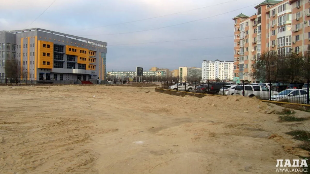 Засыпанный котлован. Фото автора