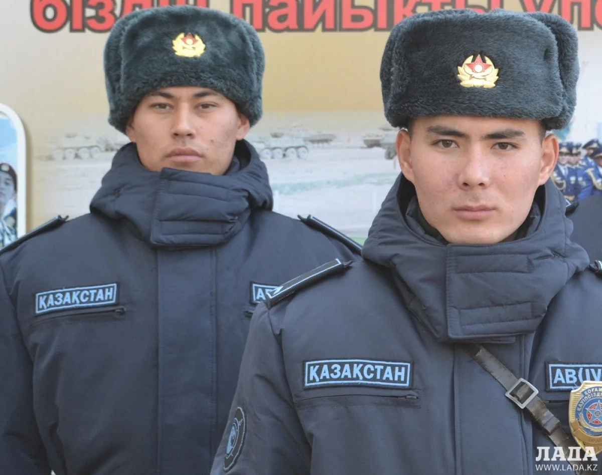 Гвардейцы, задержавшие парня с марихуаной