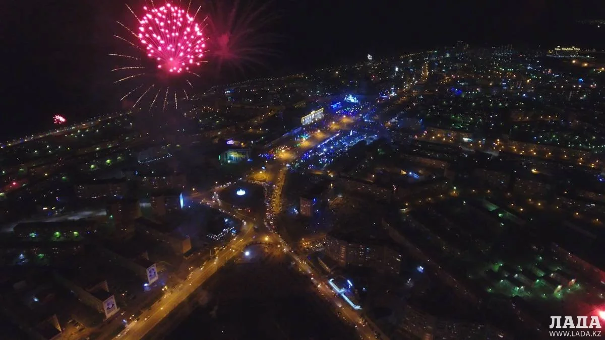 Салют в Актау