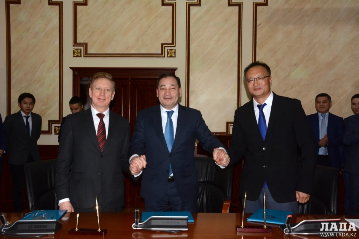 Аким Мангистауской области с инвесторами||news_pic_more|<!--TBegin--><a href="https://www.lada.kz/uploads/posts/2018-01/1516267776_233.jpg" onclick="return hs.expand(this)" ><img align="left" src="https://www.lada.kz/uploads/posts/2018-01/thumbs/1516267776_233.jpg" alt='В Актау планируют построить эко-город за 2,1 млрд долларов' title='В Актау планируют построить эко-город за 2,1 млрд долларов'  /></a><!--TEnd--><br /><!--TBegin--><a href="https://www.lada.kz/uploads/posts/2018-01/1516267785_344.jpg" onclick="return hs.expand(this)" ><img align="left" src="https://www.lada.kz/uploads/posts/2018-01/thumbs/1516267785_344.jpg" alt='В Актау планируют построить эко-город за 2,1 млрд долларов' title='В Актау планируют построить эко-город за 2,1 млрд долларов'  /></a><!--TEnd--><br /><!--TBegin--><a href="https://www.lada.kz/uploads/posts/2018-01/1516267770_555.jpg" onclick="return hs.expand(this)" ><img align="left" src="https://www.lada.kz/uploads/posts/2018-01/thumbs/1516267770_555.jpg" alt='В Актау планируют построить эко-город за 2,1 млрд долларов' title='В Актау планируют построить эко-город за 2,1 млрд долларов'  /></a><!--TEnd--><br /><!--TBegin--><a href="https://www.lada.kz/uploads/posts/2018-01/1516267753_666.jpg" onclick="return hs.expand(this)" ><img align="left" src="https://www.lada.kz/uploads/posts/2018-01/thumbs/1516267753_666.jpg" alt='В Актау планируют построить эко-город за 2,1 млрд долларов' title='В Актау планируют построить эко-город за 2,1 млрд долларов'  /></a><!--TEnd-->