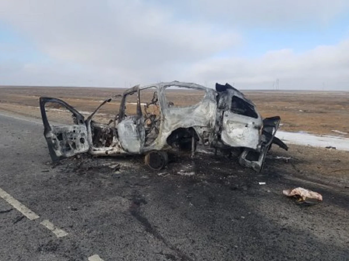 Сгоревший Lada Largus