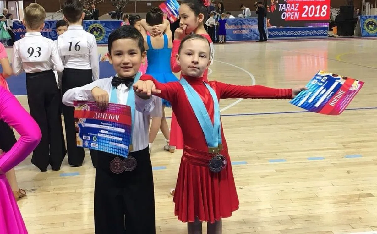 Воспитанники клуба Алдияр Джаналиев и Джаналиев Алдияр и Рейнгардт Алиса Рейнгардт. Фото предоставлено участниками соревнований