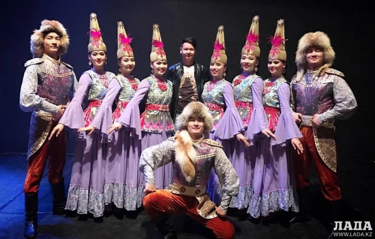 Ансамбль танца «Жорга». Фото предоставила Асель Дюсенова