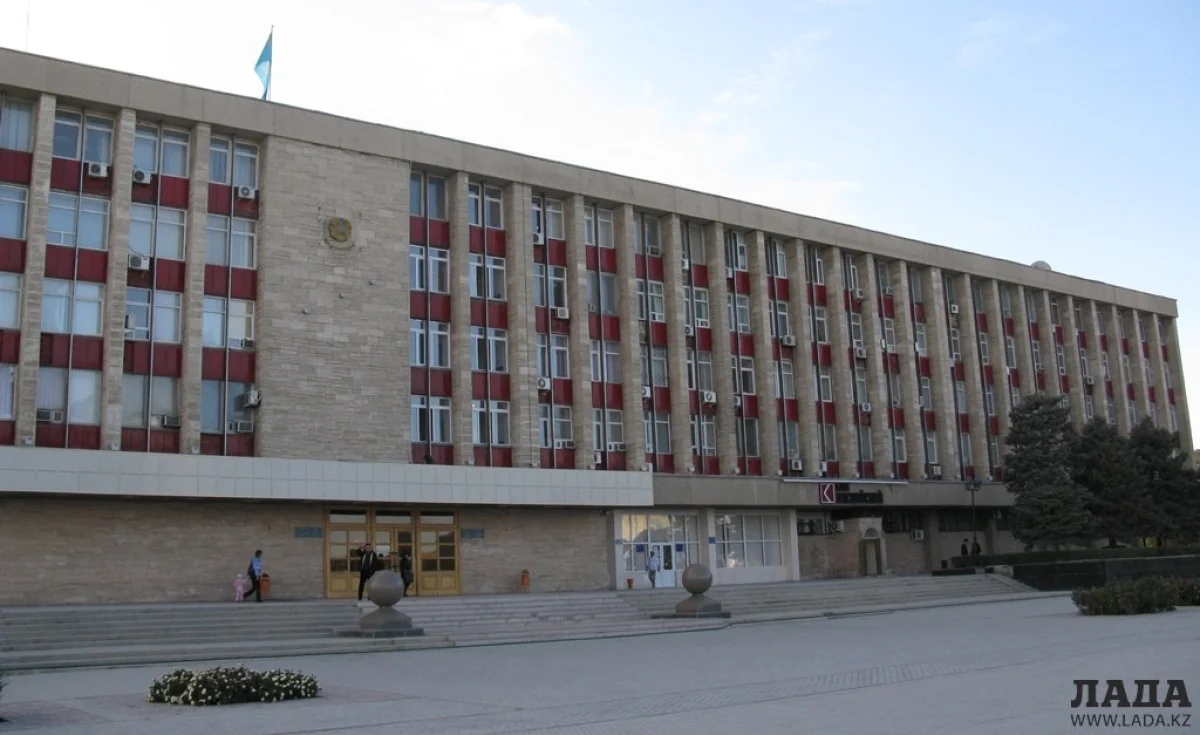 Здание городского акимата. Фото автора из архива Lada.kz