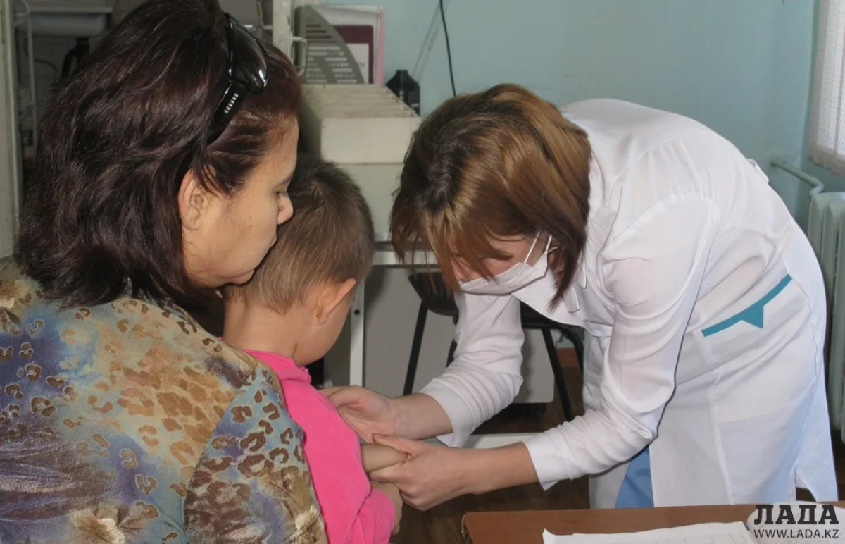 В прививочном кабинете Актауской городской поликлиники №1. Фото автора из архива Lada.kz