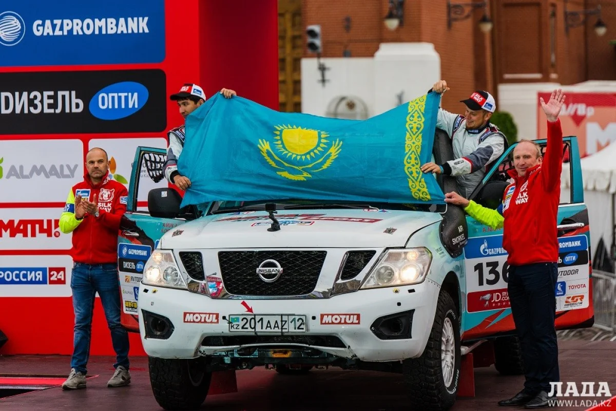 Экипаж из Актау: Алексей Мун и Кирилл Черненков