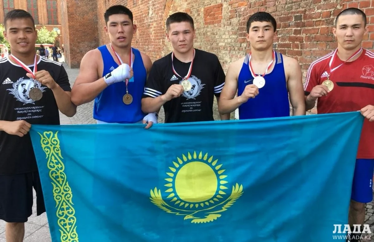 Мангистауские медалисты. Фото участников турнира