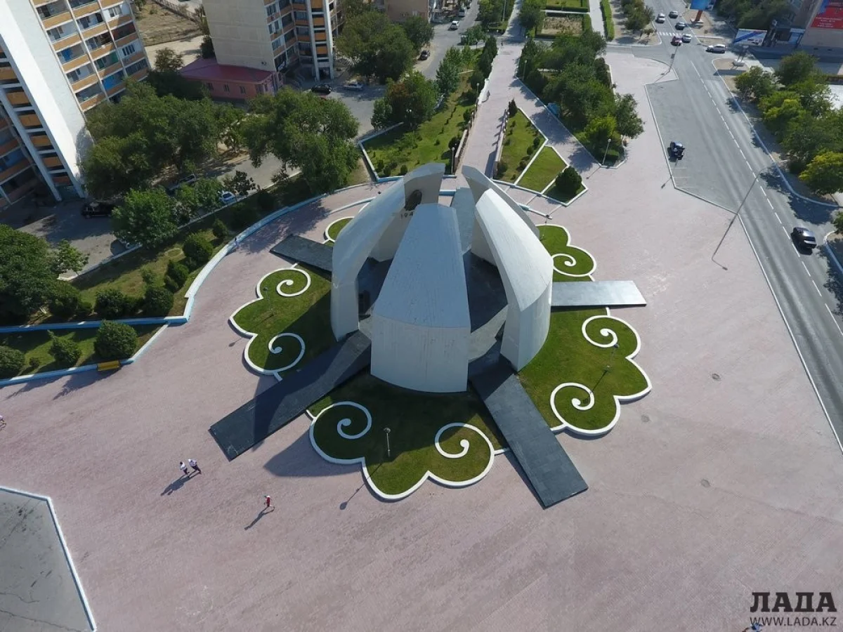 Вечный огонь. Фото Рашида Исмагилова