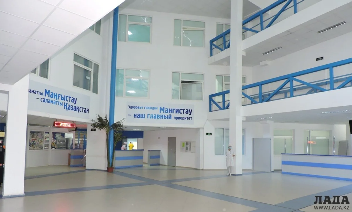 Мангистауская областная больница. Фото автора