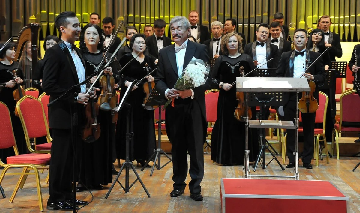 Выступление симфонического оркестра. Фото с сайта Liter.kz