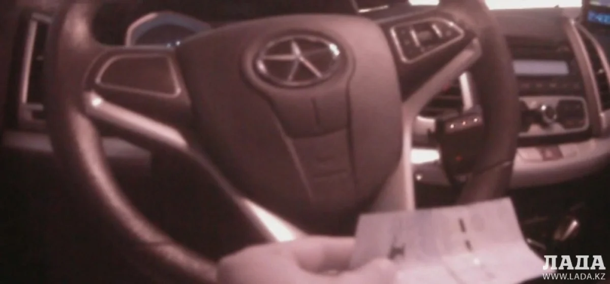 Попытка дачи незаконнного вознаграждения. Скриншот видео