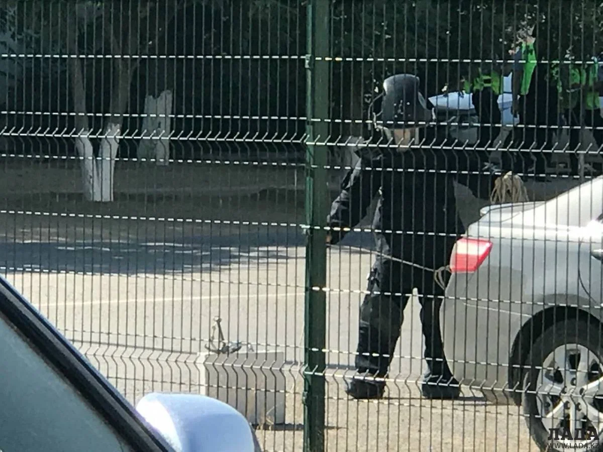 Брошенный чемодан