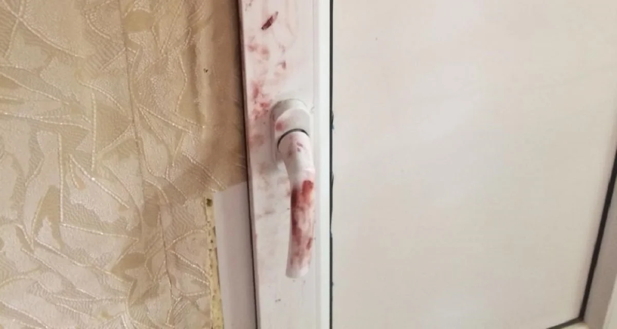 Фото Руслана Косынова||news_pic_more|<!--TBegin--><a href="https://www.lada.kz/uploads/posts/2018-08/1534694974_whatsapp-image-2018-08-19-at-15.10.25.jpeg" onclick="return hs.expand(this)" ><img src="https://www.lada.kz/uploads/posts/2018-08/thumbs/1534694974_whatsapp-image-2018-08-19-at-15.10.25.jpeg" alt='Дом ограбили в Мангистау' title='Дом ограбили в Мангистау'  /></a><!--TEnd--><br /><!--TBegin--><a href="https://www.lada.kz/uploads/posts/2018-08/1534695009_whatsapp-image-2018-08-19-at-15.10.22.jpeg" onclick="return hs.expand(this)" ><img src="https://www.lada.kz/uploads/posts/2018-08/thumbs/1534695009_whatsapp-image-2018-08-19-at-15.10.22.jpeg" alt='Дом ограбили в Мангистау' title='Дом ограбили в Мангистау'  /></a><!--TEnd--><br /><!--TBegin--><a href="https://www.lada.kz/uploads/posts/2018-08/1534694970_whatsapp-image-2018-08-19-at-15.10.26-1.jpeg" onclick="return hs.expand(this)" ><img src="https://www.lada.kz/uploads/posts/2018-08/thumbs/1534694970_whatsapp-image-2018-08-19-at-15.10.26-1.jpeg" alt='Дом ограбили в Мангистау' title='Дом ограбили в Мангистау'  /></a><!--TEnd-->