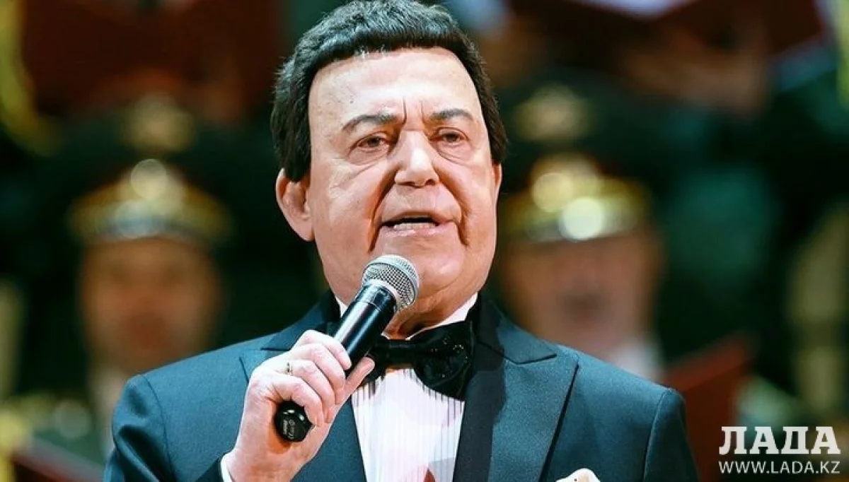 https://iz.ru/771490/ia-pesne-otdal-vse-spolna-umer-iosif-kobzon