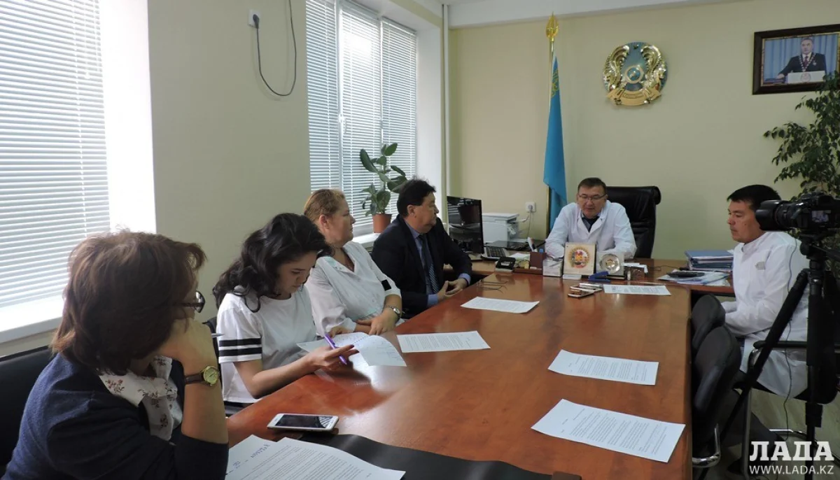 Пресс-конференция в МОБ. Фото автора