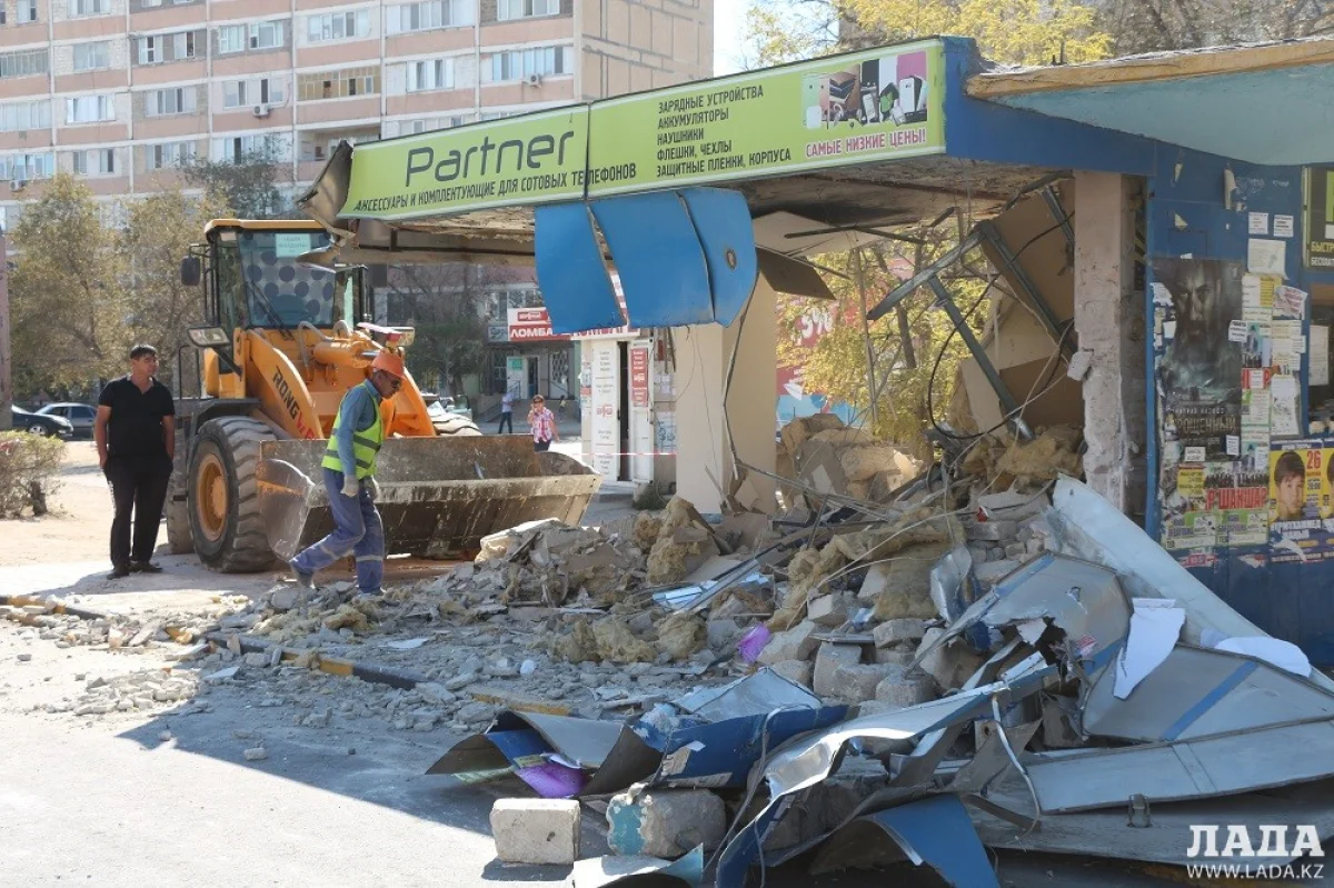 Снос киоска||news_pic_more|<!--TBegin--><a href="https://www.lada.kz/uploads/posts/2018-09/1538027828_img_2388.jpg" onclick="return hs.expand(this)" ><img align="left" src="https://www.lada.kz/uploads/posts/2018-09/thumbs/1538027828_img_2388.jpg" alt='В 8 микрорайоне Актау по решению суда снесли киоск' title='В 8 микрорайоне Актау по решению суда снесли киоск'  /></a><!--TEnd--><br /><!--TBegin--><a href="https://www.lada.kz/uploads/posts/2018-09/1538027840_img_2389.jpg" onclick="return hs.expand(this)" ><img align="left" src="https://www.lada.kz/uploads/posts/2018-09/thumbs/1538027840_img_2389.jpg" alt='В 8 микрорайоне Актау по решению суда снесли киоск' title='В 8 микрорайоне Актау по решению суда снесли киоск'  /></a><!--TEnd--><br /><!--TBegin--><a href="https://www.lada.kz/uploads/posts/2018-09/1538027747_img_2390.jpg" onclick="return hs.expand(this)" ><img align="left" src="https://www.lada.kz/uploads/posts/2018-09/thumbs/1538027747_img_2390.jpg" alt='В 8 микрорайоне Актау по решению суда снесли киоск' title='В 8 микрорайоне Актау по решению суда снесли киоск'  /></a><!--TEnd--><br /><!--TBegin--><a href="https://www.lada.kz/uploads/posts/2018-09/1538027835_img_2391.jpg" onclick="return hs.expand(this)" ><img align="left" src="https://www.lada.kz/uploads/posts/2018-09/thumbs/1538027835_img_2391.jpg" alt='В 8 микрорайоне Актау по решению суда снесли киоск' title='В 8 микрорайоне Актау по решению суда снесли киоск'  /></a><!--TEnd-->