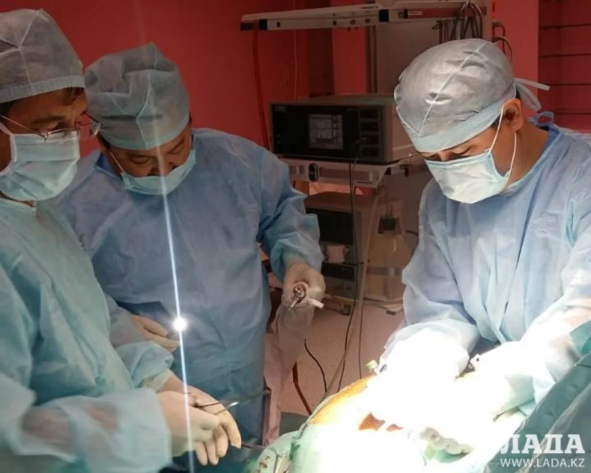 В операционной. Фото предоставлено хирургами МОБ