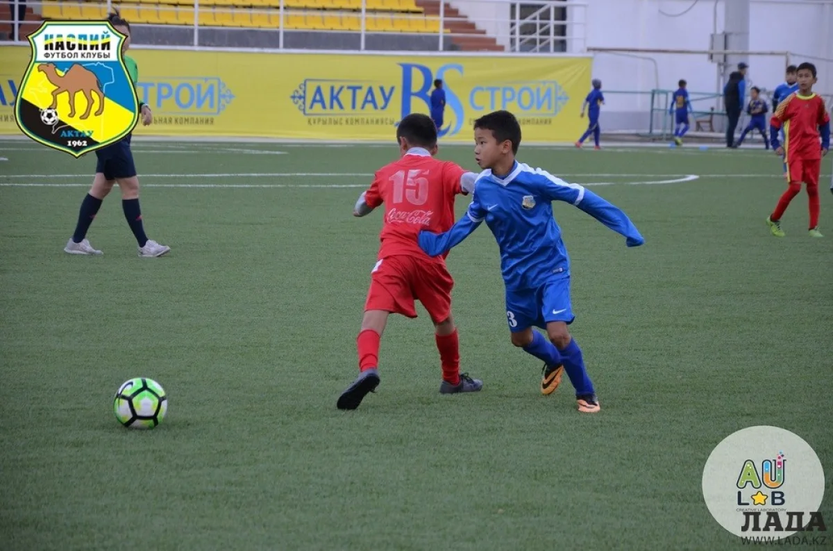 Фото со страницы ФК «Каспий» ВКонтакте