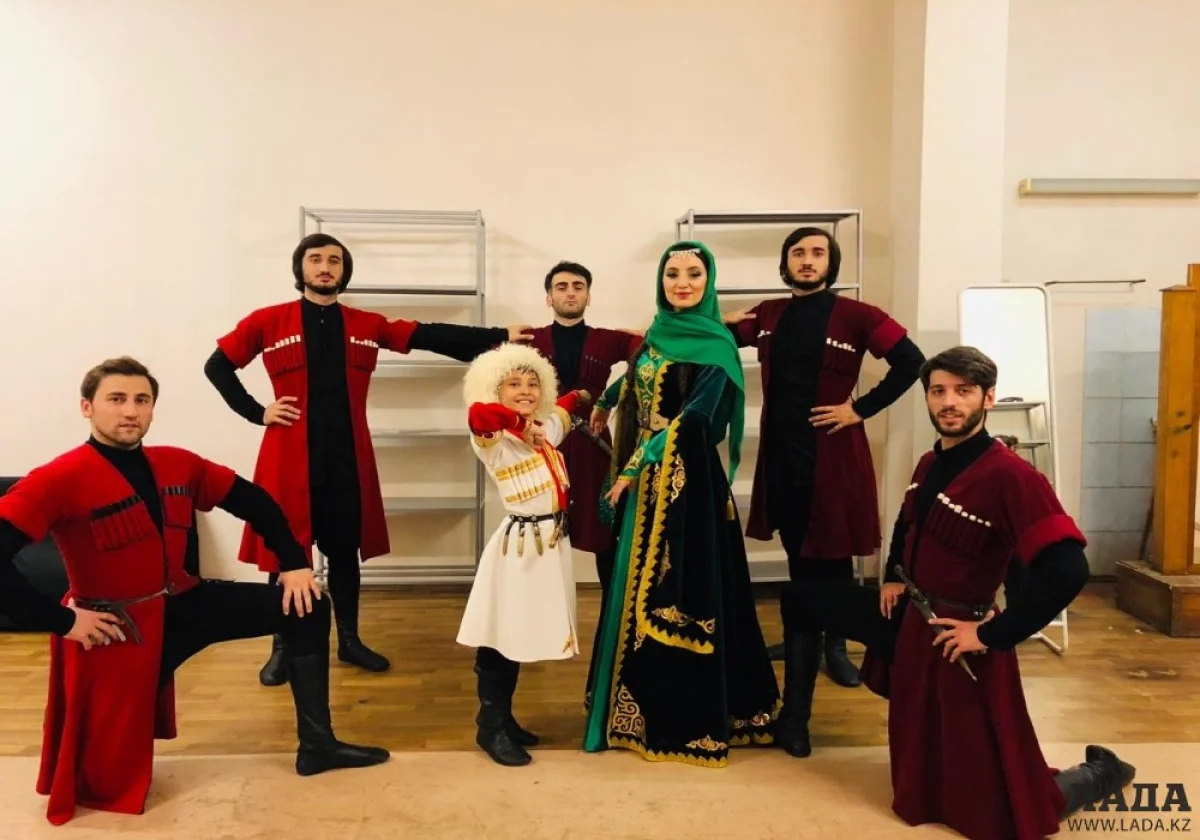 Фото Амины Аккушимовой