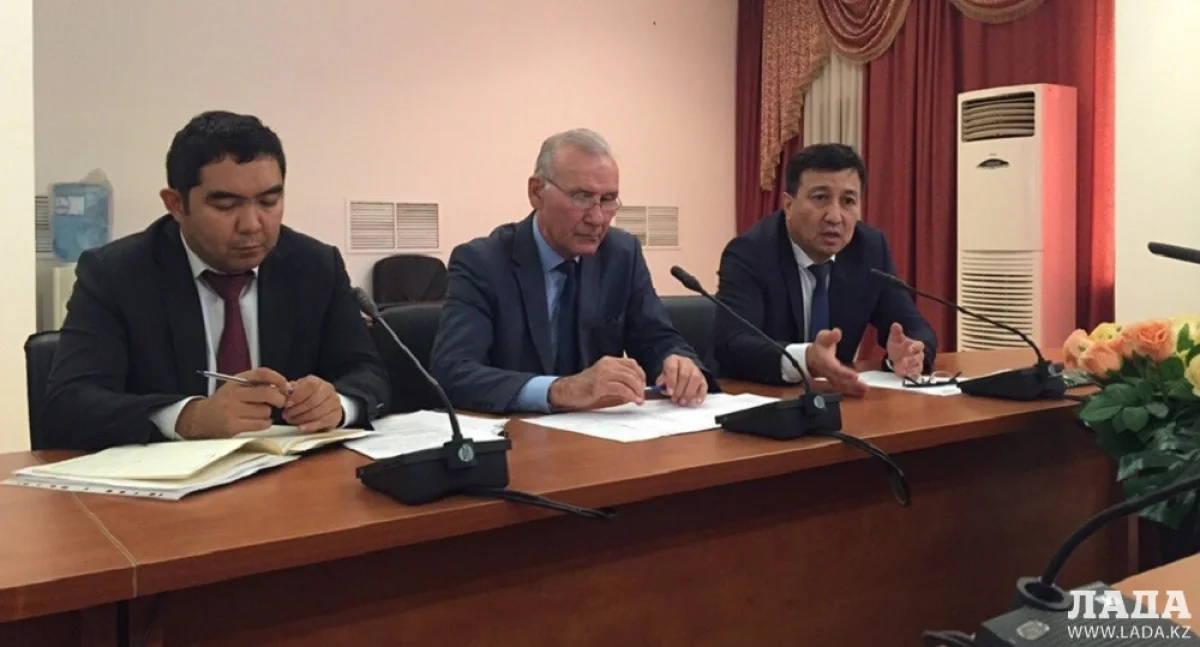 Участники совещания||news_pic_more|<!--TBegin--><a href="https://www.lada.kz/uploads/posts/2018-10/1540477430_211.jpg" onclick="return hs.expand(this)" ><img align="left" src="https://www.lada.kz/uploads/posts/2018-10/thumbs/1540477430_211.jpg" alt='Кыдырбай Касымбеков: Износ энергетического оборудования ТОО «МАЭК-Казатомпром» составляет 76%' title='Кыдырбай Касымбеков: Износ энергетического оборудования ТОО «МАЭК-Казатомпром» составляет 76%'  /></a><!--TEnd-->