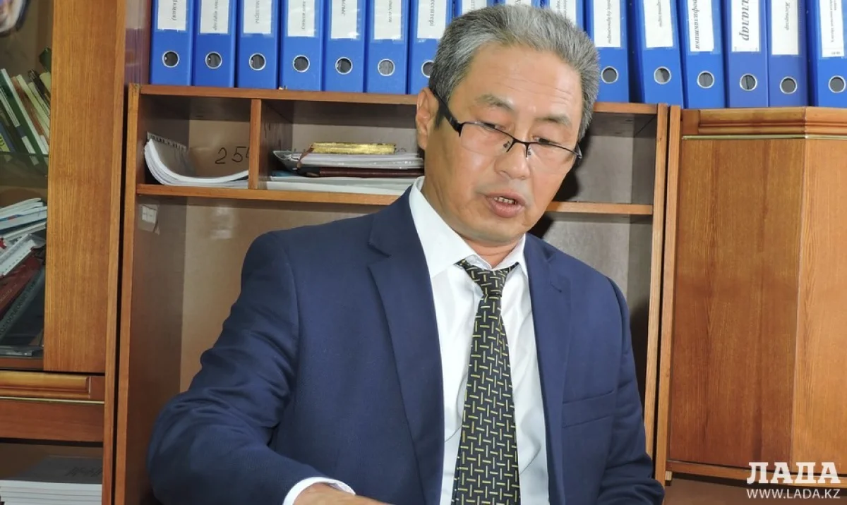 Нурберген Мамутов, и.о.руководителя Актауского городского отдела сельского хозяйства и ветеринарии. Фото автора