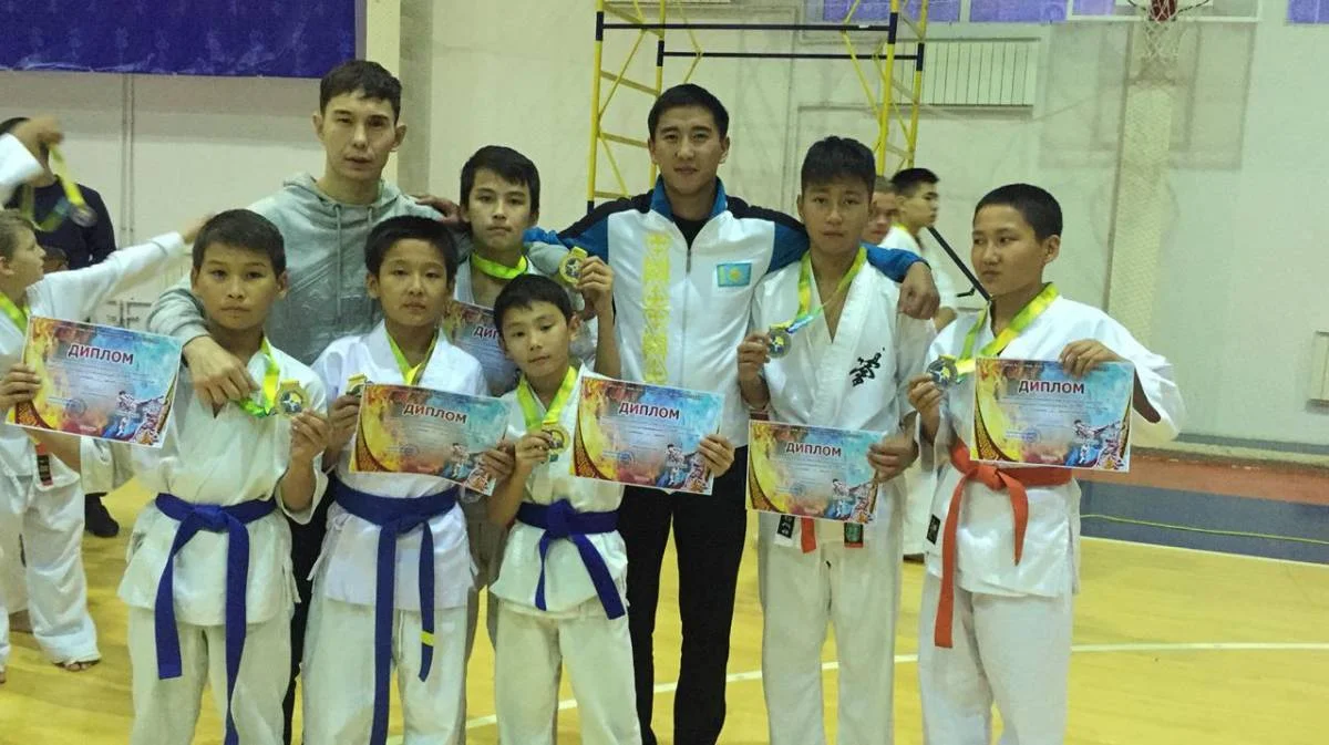 Фото предоставлено участниками соревнований||news_pic_more|<!--TBegin--><a href="https://www.lada.kz/uploads/posts/2018-11/1542872561_0b353eff-792a-4f79-b570-03185210369a.jpg" onclick="return hs.expand(this)" ><img align="left" src="https://www.lada.kz/uploads/posts/2018-11/thumbs/1542872561_0b353eff-792a-4f79-b570-03185210369a.jpg" alt='Спортсмены из Мангистау завоевали 33 медали на республиканском турнире по карате-шинкиокушинкай' title='Спортсмены из Мангистау завоевали 33 медали на республиканском турнире по карате-шинкиокушинкай'  /></a><!--TEnd--><br /><!--TBegin--><a href="https://www.lada.kz/uploads/posts/2018-11/1542872609_2eee71ab-52cc-41a9-9d05-f9644ebb8473.jpg" onclick="return hs.expand(this)" ><img align="left" src="https://www.lada.kz/uploads/posts/2018-11/thumbs/1542872609_2eee71ab-52cc-41a9-9d05-f9644ebb8473.jpg" alt='Спортсмены из Мангистау завоевали 33 медали на республиканском турнире по карате-шинкиокушинкай' title='Спортсмены из Мангистау завоевали 33 медали на республиканском турнире по карате-шинкиокушинкай'  /></a><!--TEnd--><br /><!--TBegin--><a href="https://www.lada.kz/uploads/posts/2018-11/1542872637_7e0107ed-0ef7-4dcf-9d4b-8ee08cdd5f3a.jpg" onclick="return hs.expand(this)" ><img align="left" src="https://www.lada.kz/uploads/posts/2018-11/thumbs/1542872637_7e0107ed-0ef7-4dcf-9d4b-8ee08cdd5f3a.jpg" alt='Спортсмены из Мангистау завоевали 33 медали на республиканском турнире по карате-шинкиокушинкай' title='Спортсмены из Мангистау завоевали 33 медали на республиканском турнире по карате-шинкиокушинкай'  /></a><!--TEnd--><br /><!--TBegin--><a href="https://www.lada.kz/uploads/posts/2018-11/1542872588_24fb8ca4-0c81-4171-8b5c-7fe957389401.jpg" onclick="return hs.expand(this)" ><img align="left" src="https://www.lada.kz/uploads/posts/2018-11/thumbs/1542872588_24fb8ca4-0c81-4171-8b5c-7fe957389401.jpg" alt='Спортсмены из Мангистау завоевали 33 медали на республиканском турнире по карате-шинкиокушинкай' title='Спортсмены из Мангистау завоевали 33 медали на республиканском турнире по карате-шинкиокушинкай'  /></a><!--TEnd-->