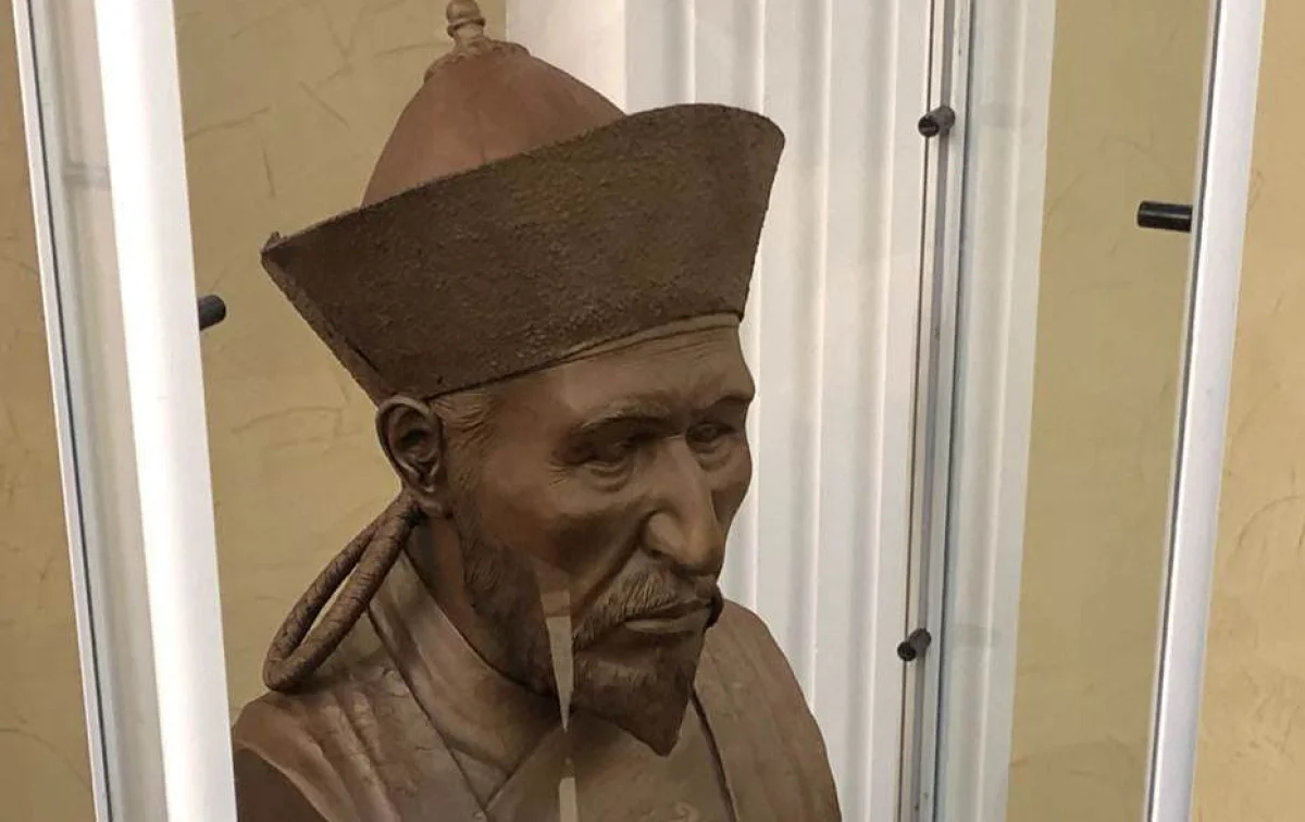 Реконструкция черепа мужчины. Фото предоставлено заповедником