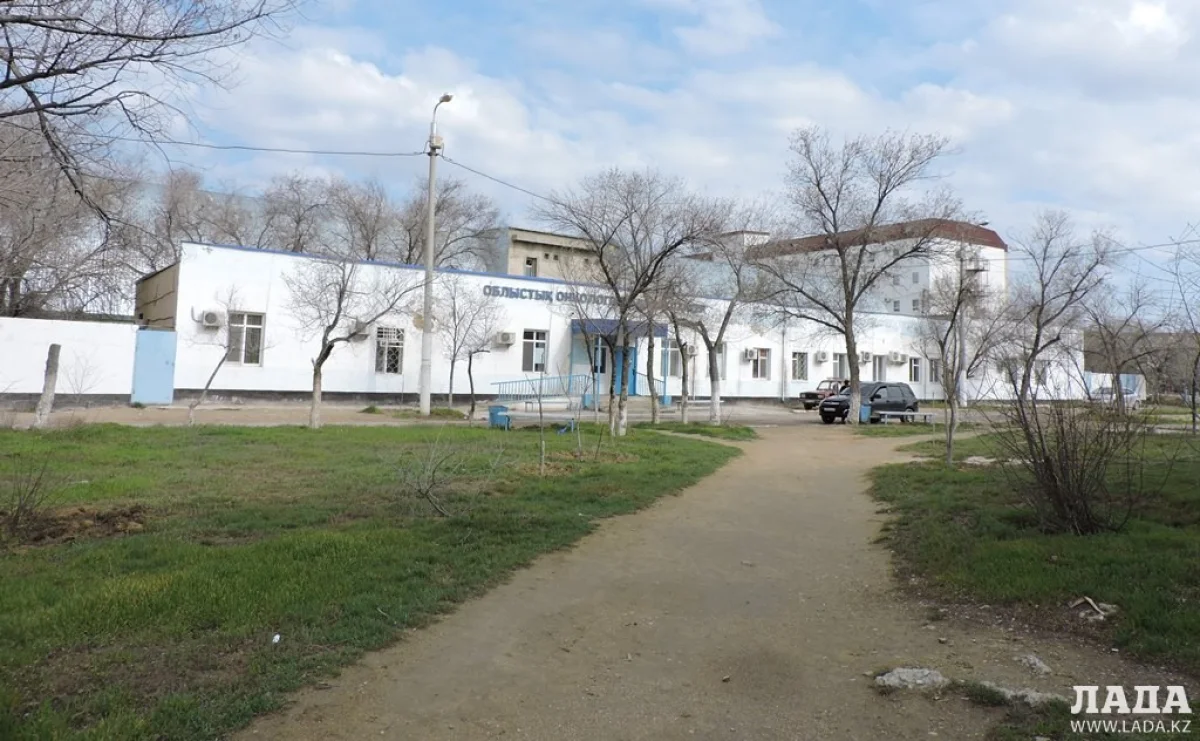Здание областного онкодиспансера. Фото автора