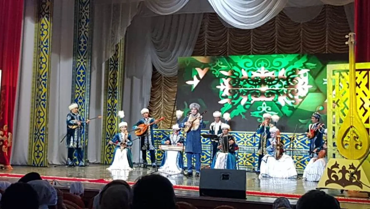 Ансамбль &quot;Акжарма&quot;. Фото предоставлено филармонией