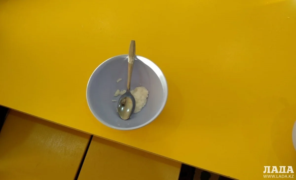 Порция еды, попавшая на видео||news_pic_more|<!--TBegin--><a href="https://www.lada.kz/uploads/posts/2019-02/1550237587_0f02f4d3-6f89-4bd3-b327-4e2489a3a76c.jpg" onclick="return hs.expand(this)" ><img align="left" src="https://www.lada.kz/uploads/posts/2019-02/thumbs/1550237587_0f02f4d3-6f89-4bd3-b327-4e2489a3a76c.jpg" alt='В Актау директор и воспитатель детского сада обвинили друг друга в избиении' title='В Актау директор и воспитатель детского сада обвинили друг друга в избиении'  /></a><!--TEnd--><br /><!--TBegin--><a href="https://www.lada.kz/uploads/posts/2019-02/1550237558_3ee3883a-7b3e-4b63-936d-51dd17796cc6.jpg" onclick="return hs.expand(this)" ><img align="left" src="https://www.lada.kz/uploads/posts/2019-02/thumbs/1550237558_3ee3883a-7b3e-4b63-936d-51dd17796cc6.jpg" alt='В Актау директор и воспитатель детского сада обвинили друг друга в избиении' title='В Актау директор и воспитатель детского сада обвинили друг друга в избиении'  /></a><!--TEnd--><br /><!--TBegin--><a href="https://www.lada.kz/uploads/posts/2019-02/1550237567_4bb811d4-8682-4b42-afa5-993f9f08ad2c.jpg" onclick="return hs.expand(this)" ><img align="left" src="https://www.lada.kz/uploads/posts/2019-02/thumbs/1550237567_4bb811d4-8682-4b42-afa5-993f9f08ad2c.jpg" alt='В Актау директор и воспитатель детского сада обвинили друг друга в избиении' title='В Актау директор и воспитатель детского сада обвинили друг друга в избиении'  /></a><!--TEnd--><br /><!--TBegin--><a href="https://www.lada.kz/uploads/posts/2019-02/1550237500_64d92011-b89c-41ca-a399-7e3a570a7f52.jpg" onclick="return hs.expand(this)" ><img align="left" src="https://www.lada.kz/uploads/posts/2019-02/thumbs/1550237500_64d92011-b89c-41ca-a399-7e3a570a7f52.jpg" alt='В Актау директор и воспитатель детского сада обвинили друг друга в избиении' title='В Актау директор и воспитатель детского сада обвинили друг друга в избиении'  /></a><!--TEnd--><br /><!--TBegin--><a href="https://www.lada.kz/uploads/posts/2019-02/1550237547_72ecb600-0e7d-4e64-93f5-d81141fe666c.jpg" onclick="return hs.expand(this)" ><img align="left" src="https://www.lada.kz/uploads/posts/2019-02/thumbs/1550237547_72ecb600-0e7d-4e64-93f5-d81141fe666c.jpg" alt='В Актау директор и воспитатель детского сада обвинили друг друга в избиении' title='В Актау директор и воспитатель детского сада обвинили друг друга в избиении'  /></a><!--TEnd-->