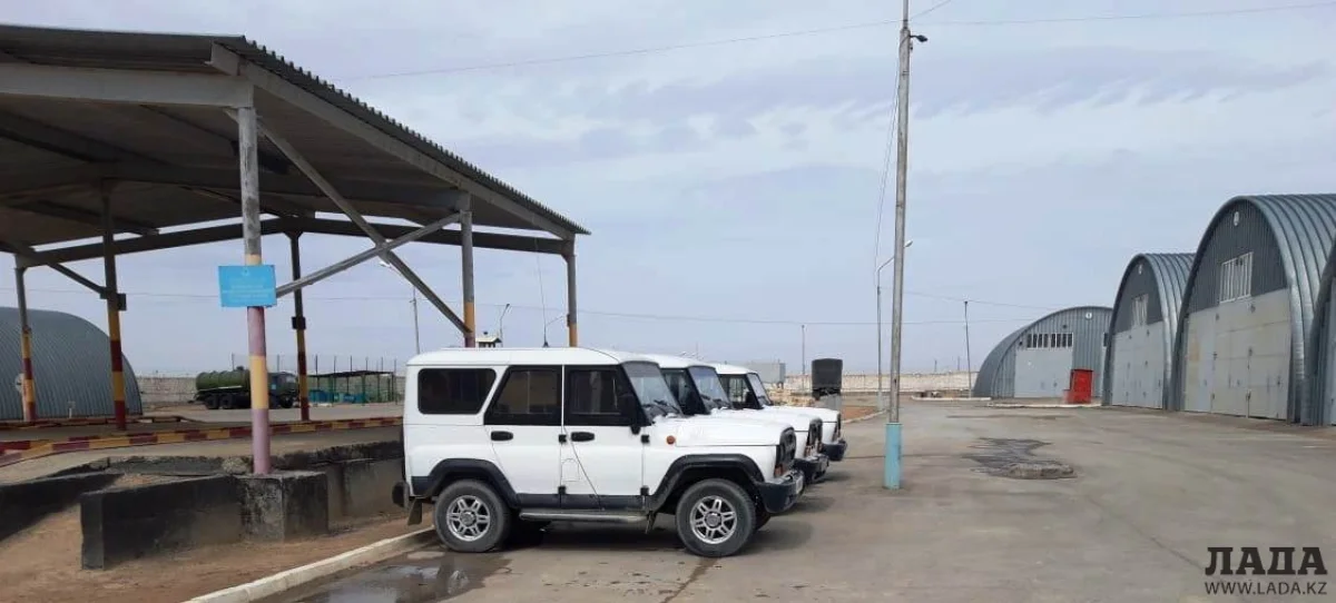 Техника военной части||news_pic_more|<!--TBegin--><a href="https://www.lada.kz/uploads/posts/2019-04/1554355503_img-20190402-wa0073.jpg" onclick="return hs.expand(this)" ><img align="left" src="https://www.lada.kz/uploads/posts/2019-04/thumbs/1554355503_img-20190402-wa0073.jpg" alt='В Актауском гарнизоне провели месячник безопасности дорожного движения' title='В Актауском гарнизоне провели месячник безопасности дорожного движения'  /></a><!--TEnd--><br /><!--TBegin--><a href="https://www.lada.kz/uploads/posts/2019-04/1554355529_dsc_0008.jpg" onclick="return hs.expand(this)" ><img align="left" src="https://www.lada.kz/uploads/posts/2019-04/thumbs/1554355529_dsc_0008.jpg" alt='В Актауском гарнизоне провели месячник безопасности дорожного движения' title='В Актауском гарнизоне провели месячник безопасности дорожного движения'  /></a><!--TEnd-->