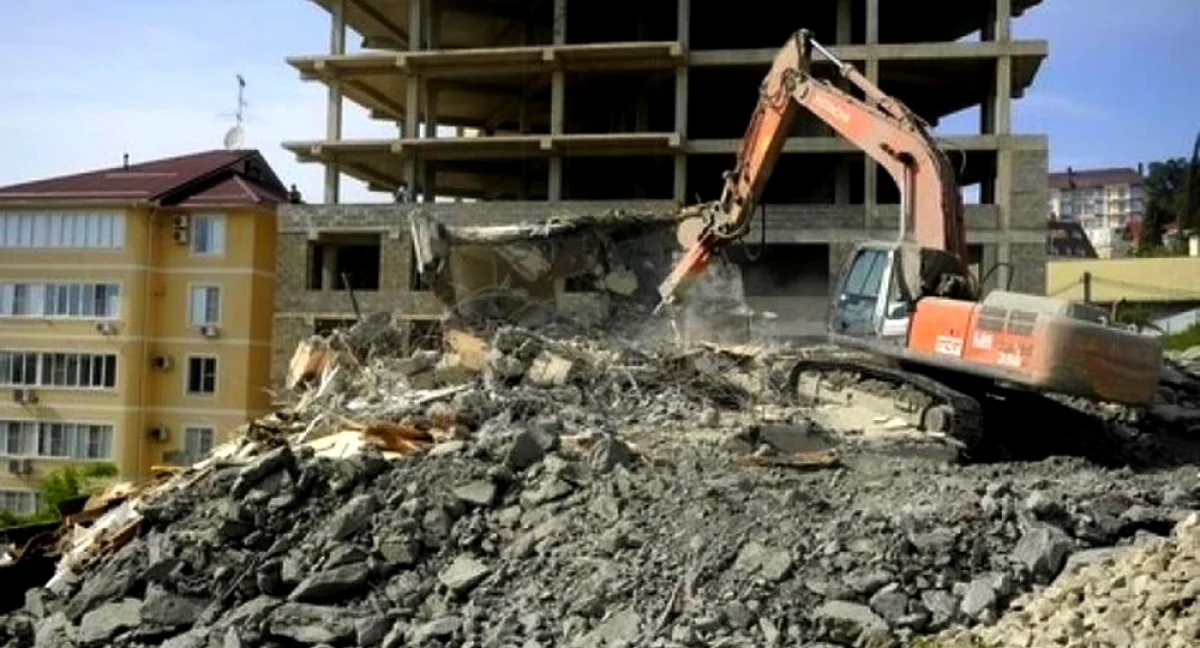 Фото из доступных источников