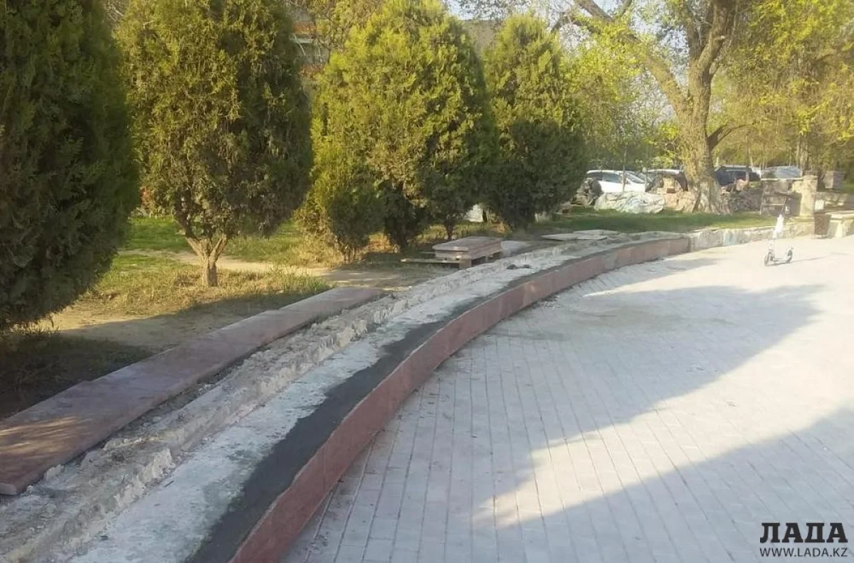 Фото автора и Рашида Исмагилова||news_pic_more|<!--TBegin--><a href="https://www.lada.kz/uploads/posts/2019-04/1556517435_vechnyy-v-telo-1.jpeg" onclick="return hs.expand(this)" ><img align="left" src="https://www.lada.kz/uploads/posts/2019-04/thumbs/1556517435_vechnyy-v-telo-1.jpeg" alt='В Актау полностью завершить ремонт «Вечного огня» планируют до конца мая' title='В Актау полностью завершить ремонт «Вечного огня» планируют до конца мая'  /></a><!--TEnd--><br /><br /><!--TBegin--><a href="https://www.lada.kz/uploads/posts/2019-04/1556517472_vechnyy-v-telo-2.jpeg" onclick="return hs.expand(this)" ><img align="left" src="https://www.lada.kz/uploads/posts/2019-04/thumbs/1556517472_vechnyy-v-telo-2.jpeg" alt='В Актау полностью завершить ремонт «Вечного огня» планируют до конца мая' title='В Актау полностью завершить ремонт «Вечного огня» планируют до конца мая'  /></a><!--TEnd--><br /><br /><!--TBegin--><a href="https://www.lada.kz/uploads/posts/2019-04/1556517528_vechnyy-v-telo-3.jpeg" onclick="return hs.expand(this)" ><img align="left" src="https://www.lada.kz/uploads/posts/2019-04/thumbs/1556517528_vechnyy-v-telo-3.jpeg" alt='В Актау полностью завершить ремонт «Вечного огня» планируют до конца мая' title='В Актау полностью завершить ремонт «Вечного огня» планируют до конца мая'  /></a><!--TEnd--><br /><br /><!--TBegin--><a href="https://www.lada.kz/uploads/posts/2019-04/1556517547_vechnyy-v-telo-4.jpeg" onclick="return hs.expand(this)" ><img align="left" src="https://www.lada.kz/uploads/posts/2019-04/thumbs/1556517547_vechnyy-v-telo-4.jpeg" alt='В Актау полностью завершить ремонт «Вечного огня» планируют до конца мая' title='В Актау полностью завершить ремонт «Вечного огня» планируют до конца мая'  /></a><!--TEnd--><!--TBegin--><a href="https://www.lada.kz/uploads/posts/2019-04/1556517662_vechnyy-v-telo-5.jpeg" onclick="return hs.expand(this)" ><img align="left" src="https://www.lada.kz/uploads/posts/2019-04/thumbs/1556517662_vechnyy-v-telo-5.jpeg" alt='В Актау полностью завершить ремонт «Вечного огня» планируют до конца мая' title='В Актау полностью завершить ремонт «Вечного огня» планируют до конца мая'  /></a><!--TEnd--><br /><br /><div align="center"><!--TBegin--><a href="https://www.lada.kz/uploads/posts/2019-04/1556517749_vechnyy-v-telo-6.jpeg" onclick="return hs.expand(this)" ><img src="https://www.lada.kz/uploads/posts/2019-04/thumbs/1556517749_vechnyy-v-telo-6.jpeg" alt='В Актау полностью завершить ремонт «Вечного огня» планируют до конца мая' title='В Актау полностью завершить ремонт «Вечного огня» планируют до конца мая'  /></a><!--TEnd--></div><br /><br /><!--TBegin--><a href="https://www.lada.kz/uploads/posts/2019-04/1556517791_vechnyy-v-telo-7.jpeg" onclick="return hs.expand(this)" ><img align="left" src="https://www.lada.kz/uploads/posts/2019-04/thumbs/1556517791_vechnyy-v-telo-7.jpeg" alt='В Актау полностью завершить ремонт «Вечного огня» планируют до конца мая' title='В Актау полностью завершить ремонт «Вечного огня» планируют до конца мая'  /></a><!--TEnd-->